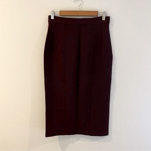 Dolce & Gabbana slim fit pencil skirt IT size 44, 28” waist, burgendy